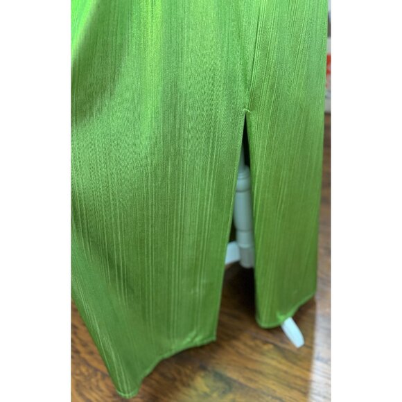 NEW Sincerely Jules Womens L Green Metallic Deep Neck Shiny Pleated Gown Stretch - Picture 9 of 16